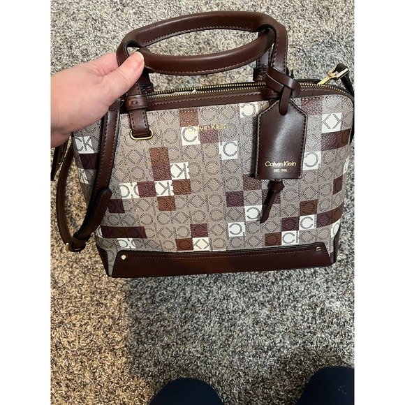 Calvin Klein *RARE* Satchel Handbag Removable Crossbody Strap Key Fob - Picture 15 of 15